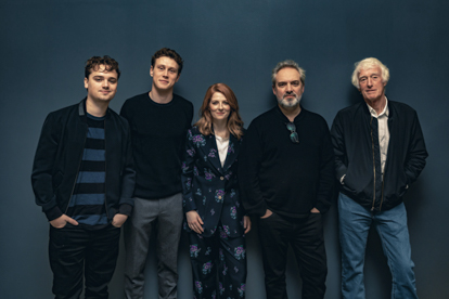 '1917'actors Dean-Charles Chapman and George MacKay with writer Krysty Wilson-Cairns, Director Sam Mendes, and Cinematographer Roger Deakins.